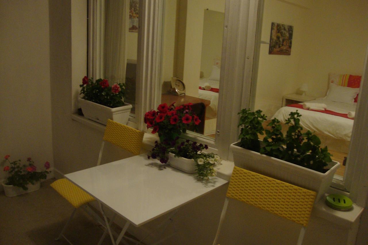 Guest Rooms Colours Kazanlŭk Exteriér fotografie
